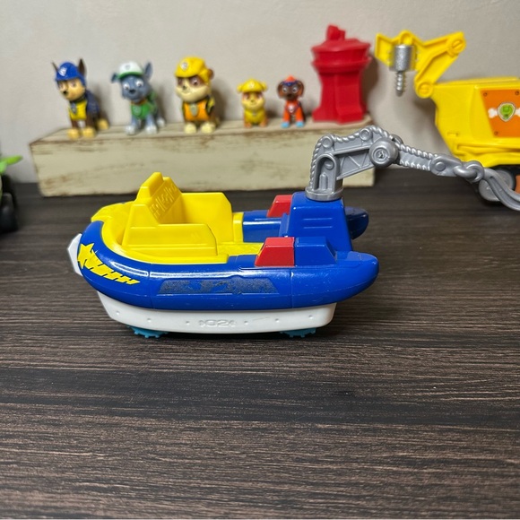 Paw Patrol Vehicles And Figuires Lot - Picture 6 of 14